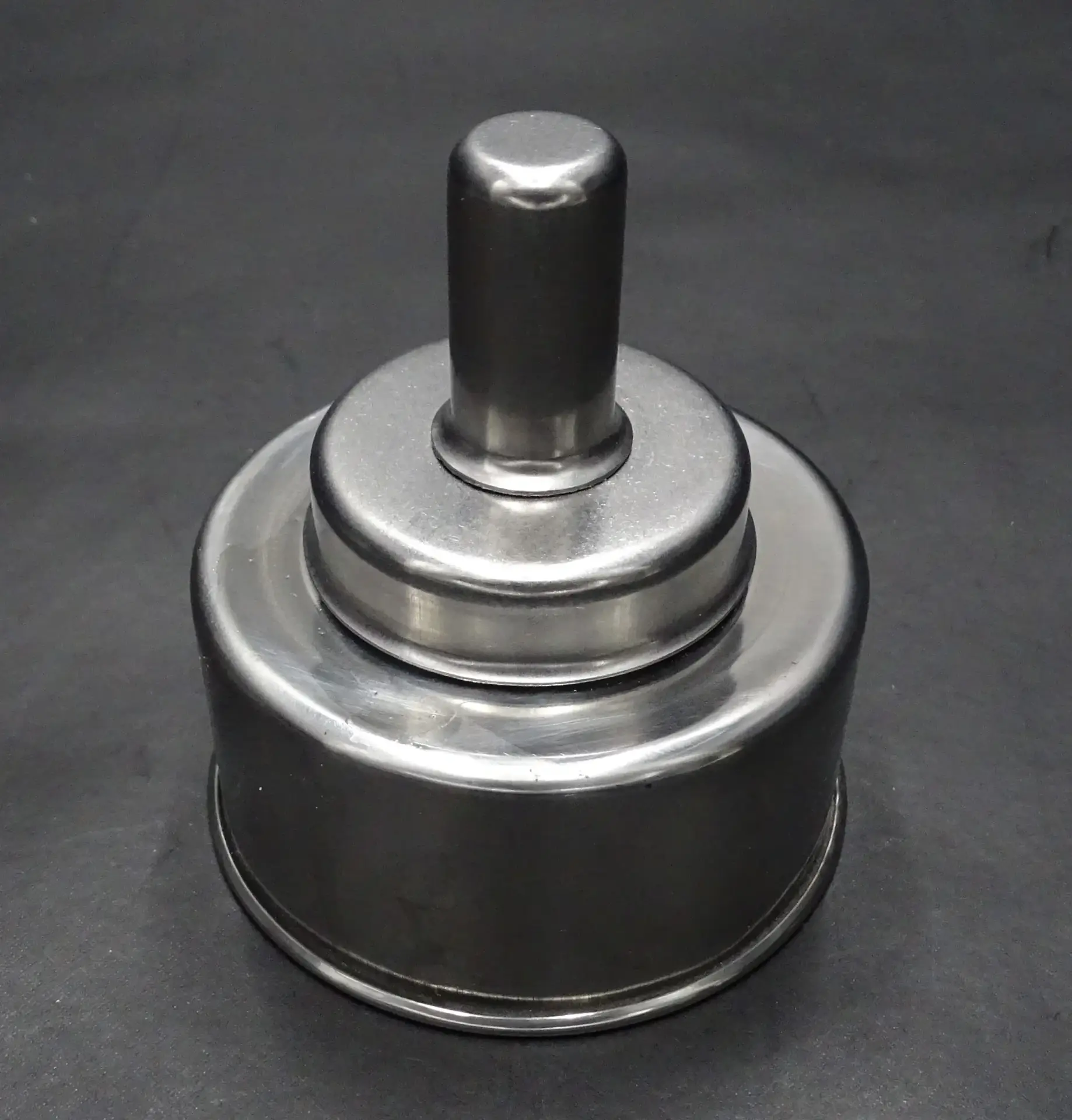 Stainless Steel Alcohol burner for heat sterilization. Stainless Steel Alcohol burner for heat sterilization.