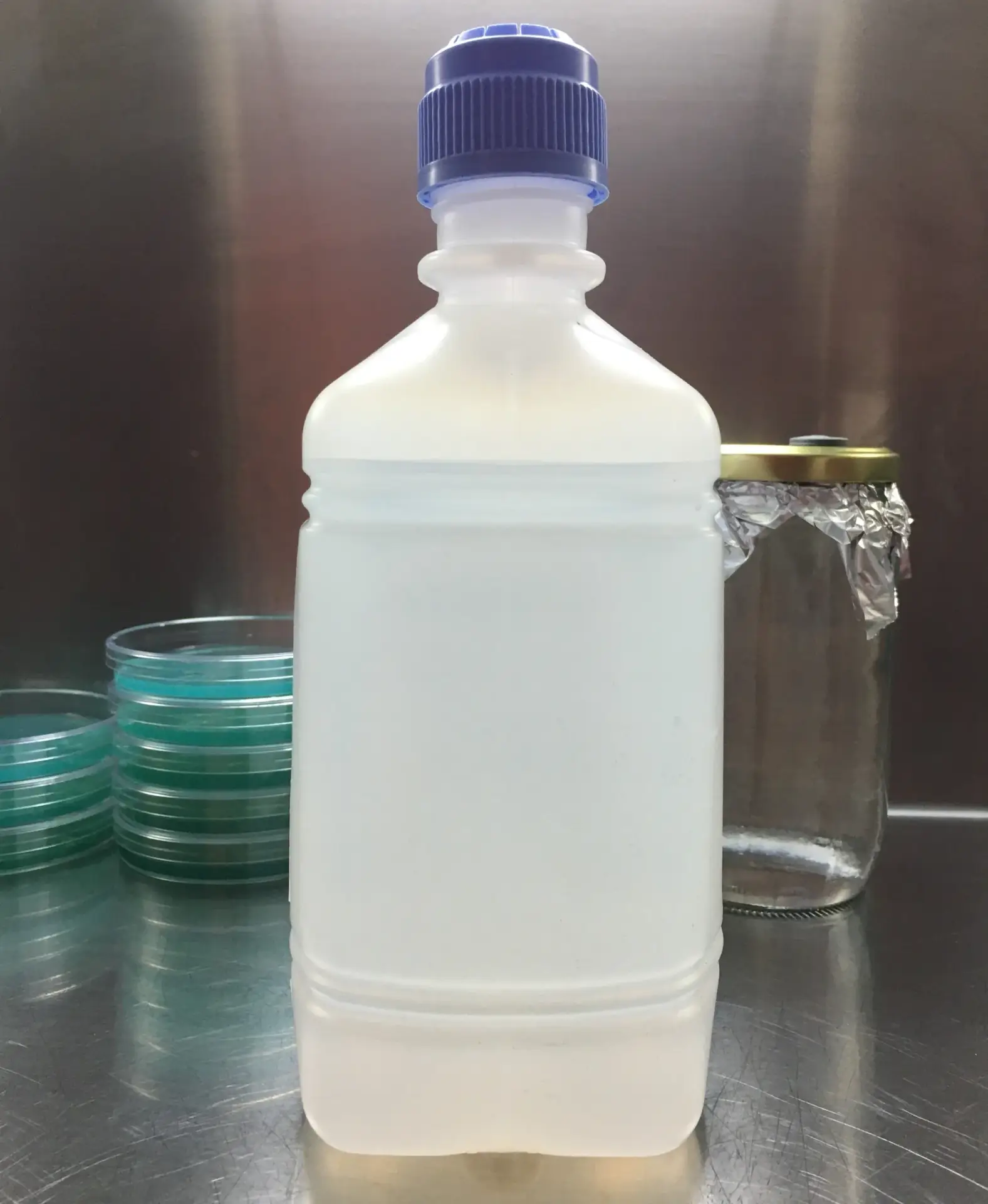 Distilled water 1000ml, Sterile water for mycology.